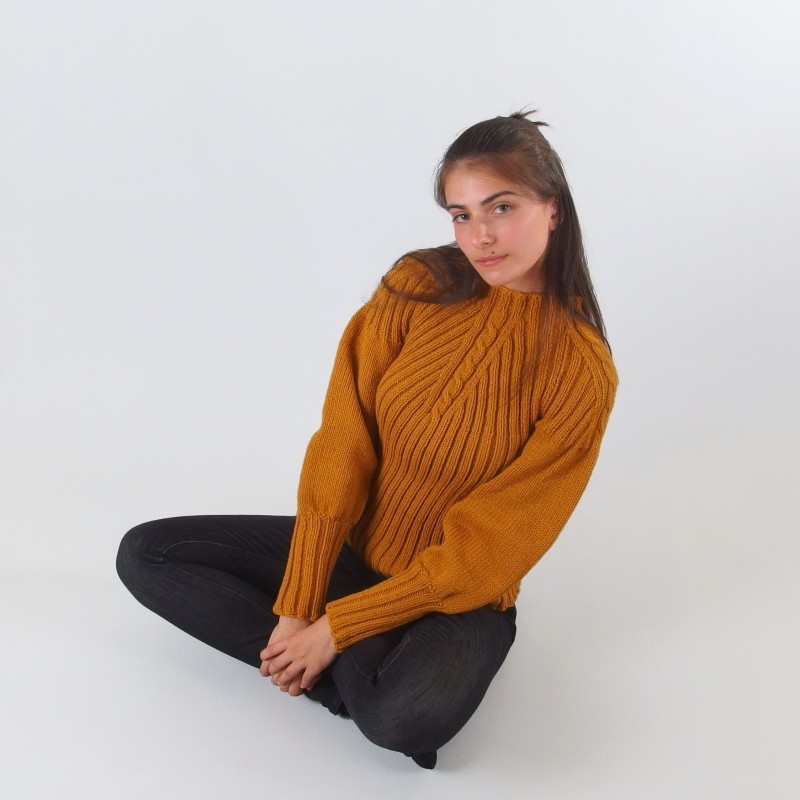 Зимен дамски пуловер по тялото - Merinossa