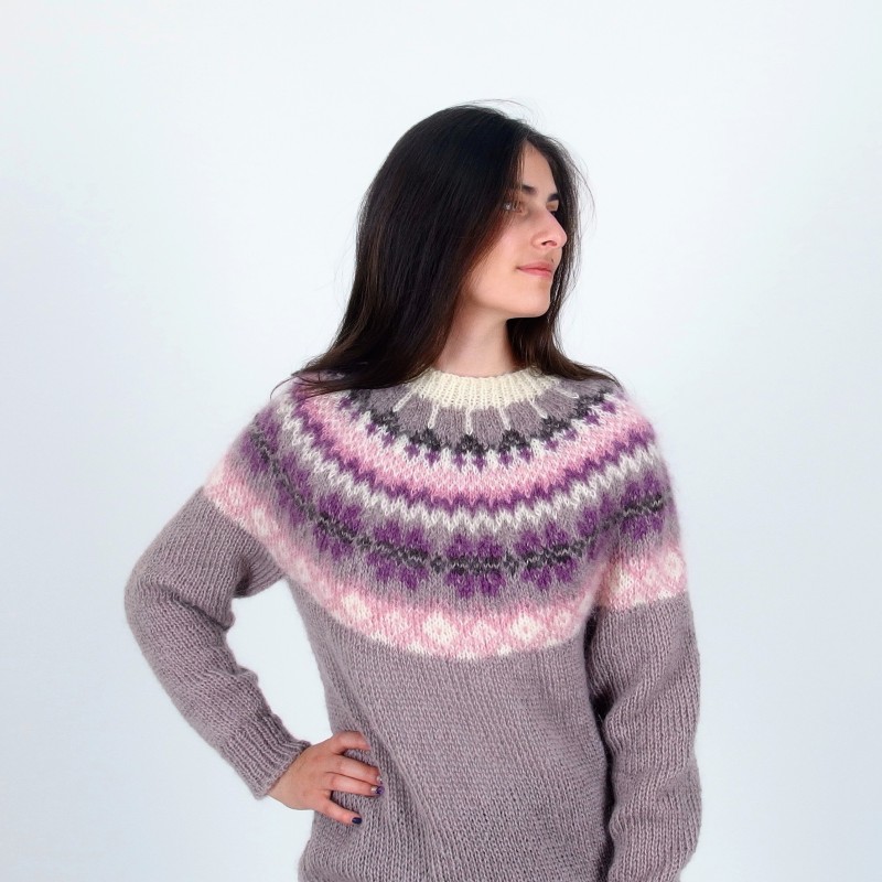 Fluffy Icelandic Floral Sweater - Merinossa
